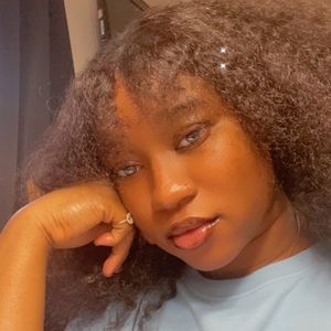 Meet your Posher, Isha rashida